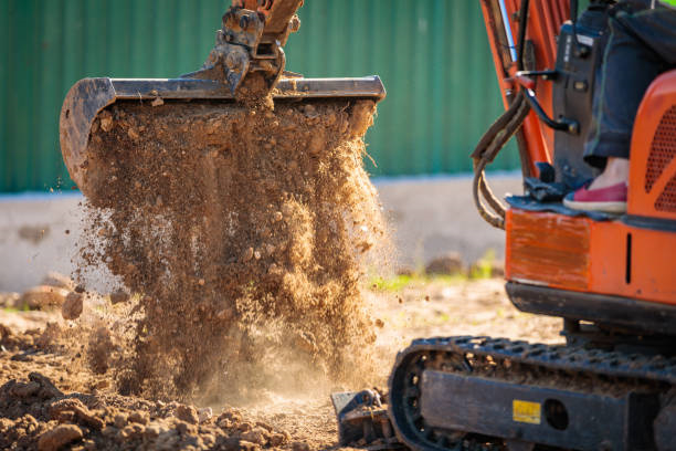 二手挖掘機購買指南：如何選擇適合的設備 Second-Hand Excavator Buying Guide: How to Choose the Right Equipment
