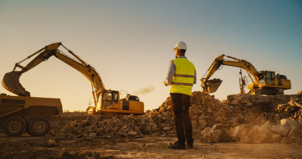 優(yōu)質(zhì)二手挖掘機(jī)供貨——上海挖百萬 High-Quality Second-hand Excavators Supply - Shanghai Wabaiwan